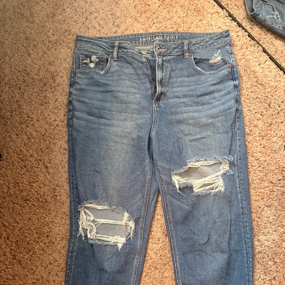 American Eagle Distressed Blue Women's Jeans